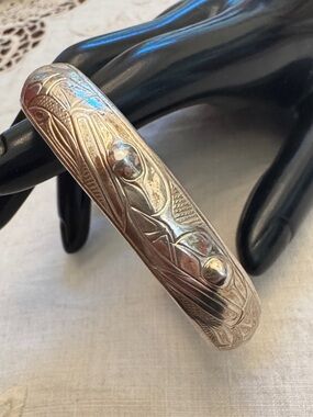 Levi Chilton Tlingit Hand Engraved Frog Cuff Bracelet-one Of A Kind